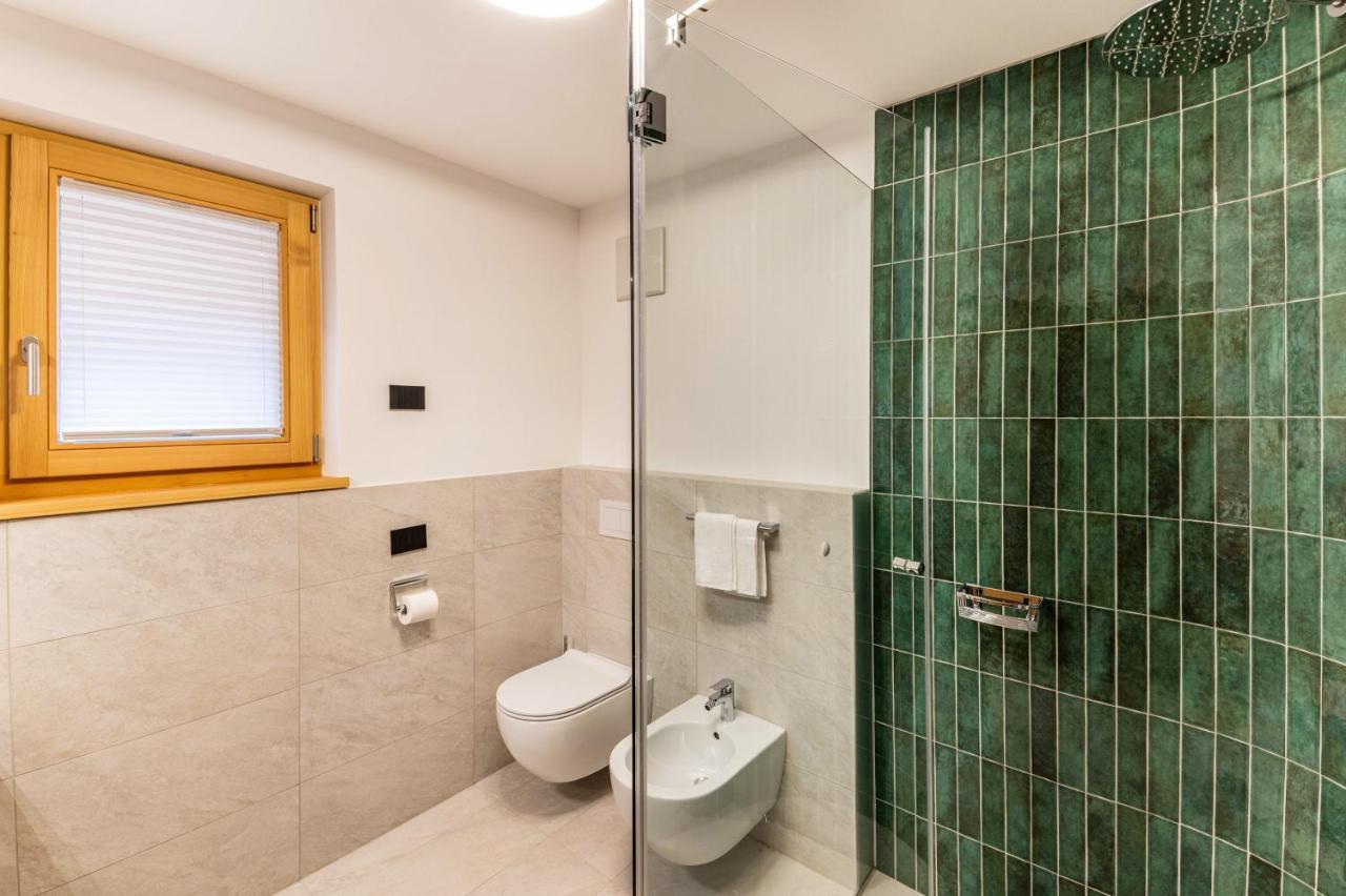 Les Ciases Chalets Dolomites Apt 3 San Vigilio Di Marebbe Exterior photo
